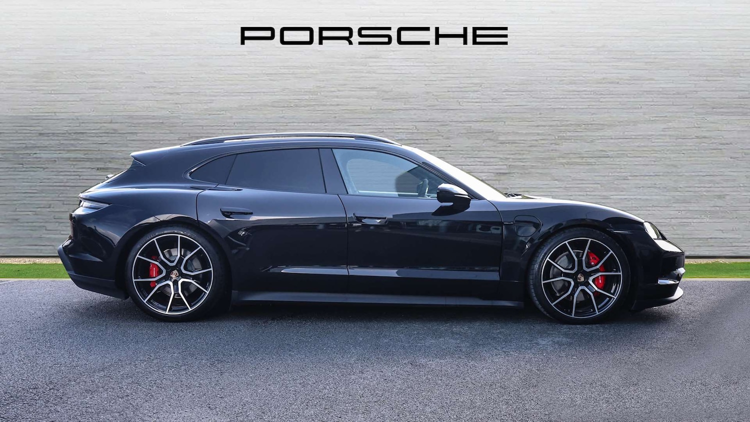 Used Porsche Taycan 2025 for sale - 76339597: Photo 7