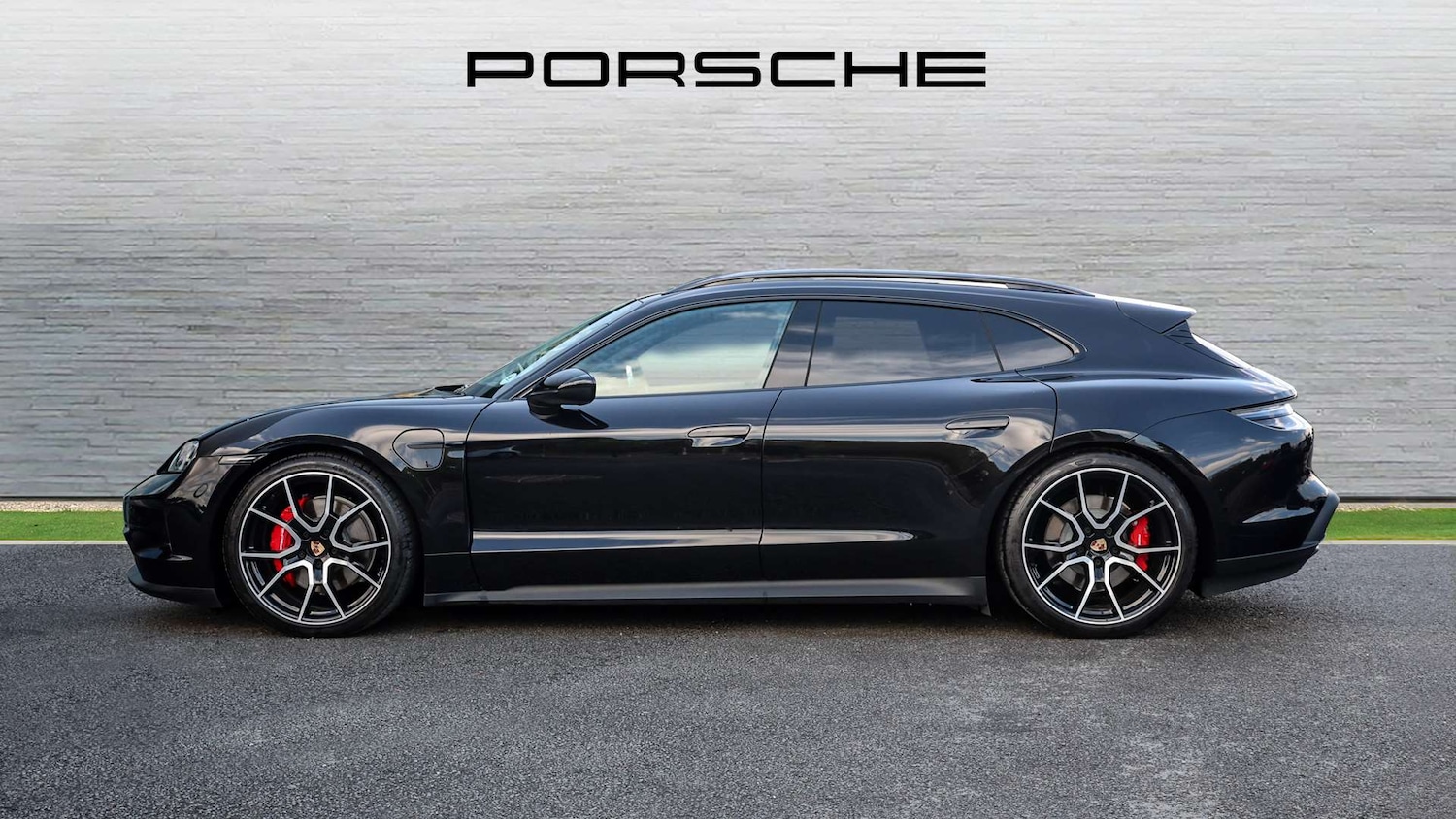 Used Porsche Taycan 2025 for sale - 76339597: Photo 8