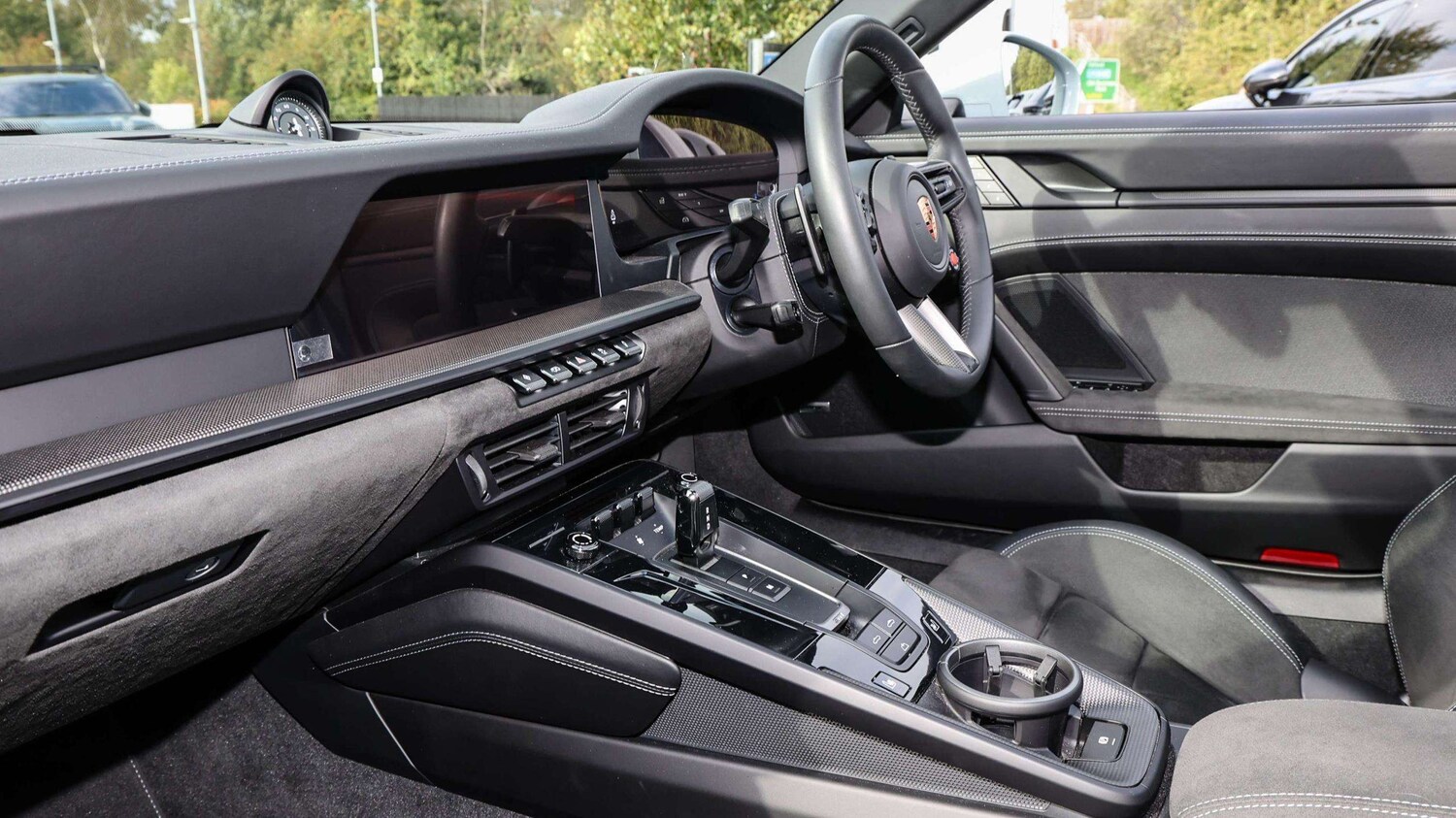 Used Porsche 911 2024 for sale - 76125910: Photo 6