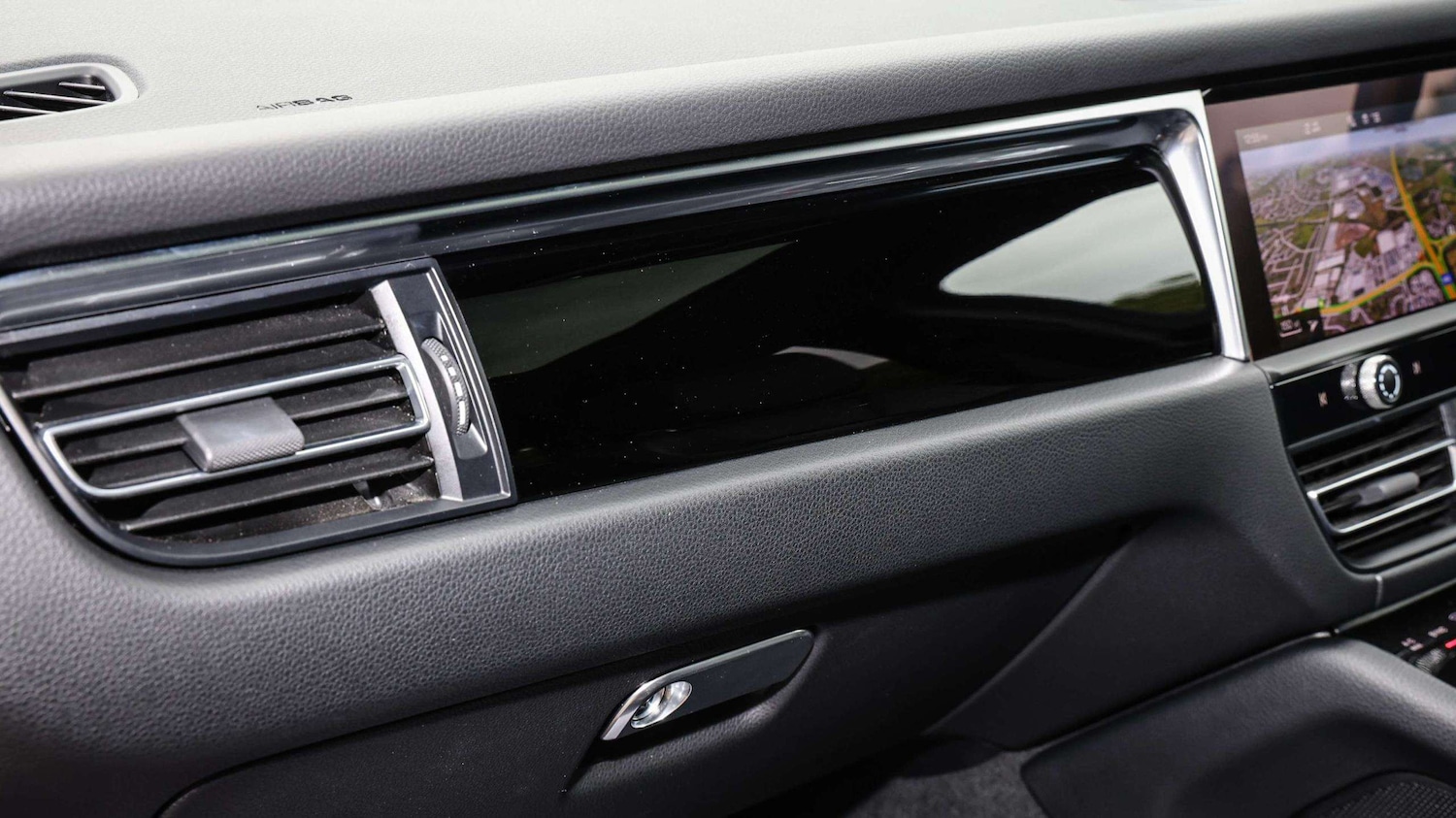 Used Porsche Macan 2021 for sale - 76705071: Photo 14