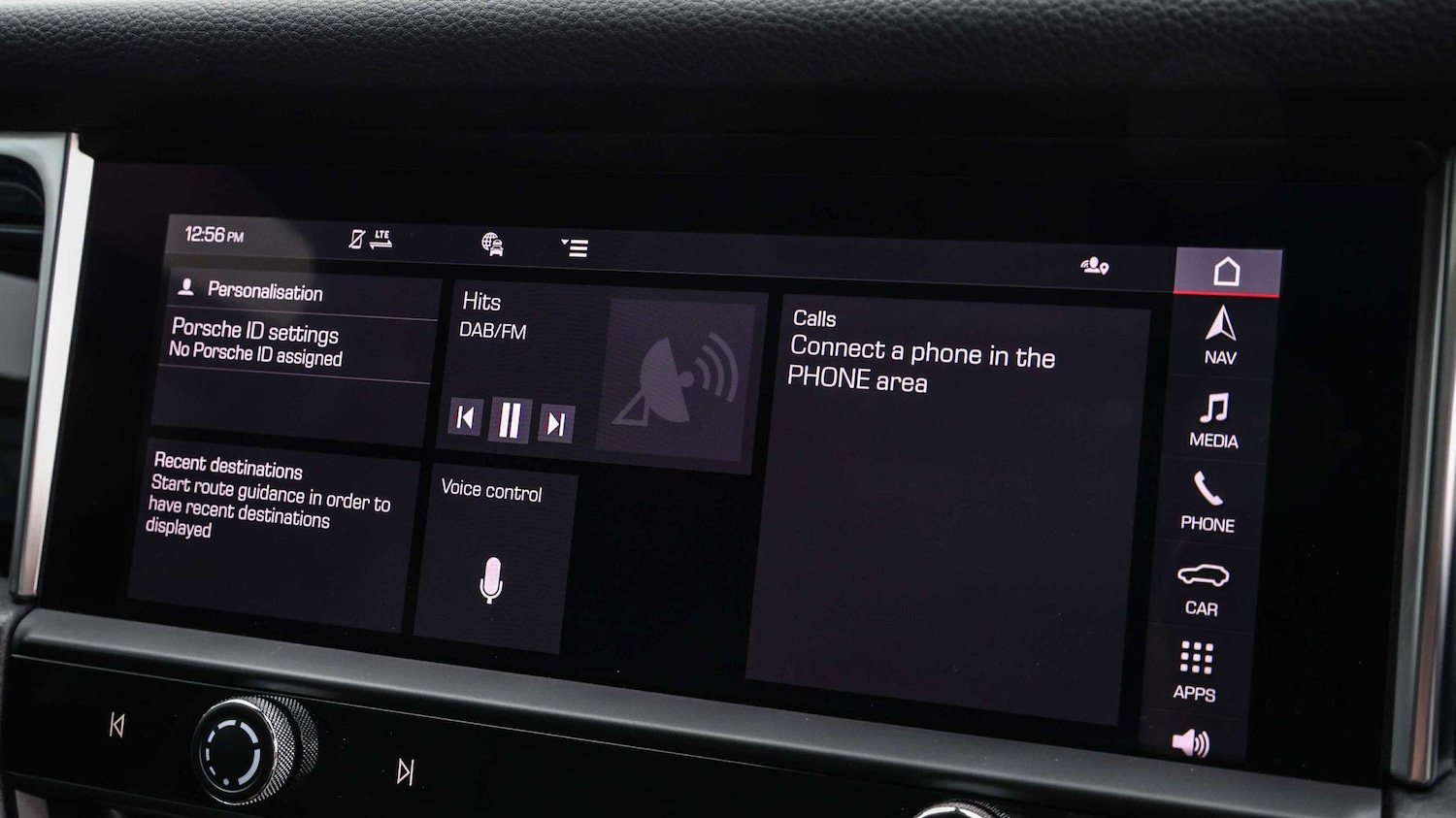 Used Porsche Macan 2021 for sale - 76705071: Photo 16