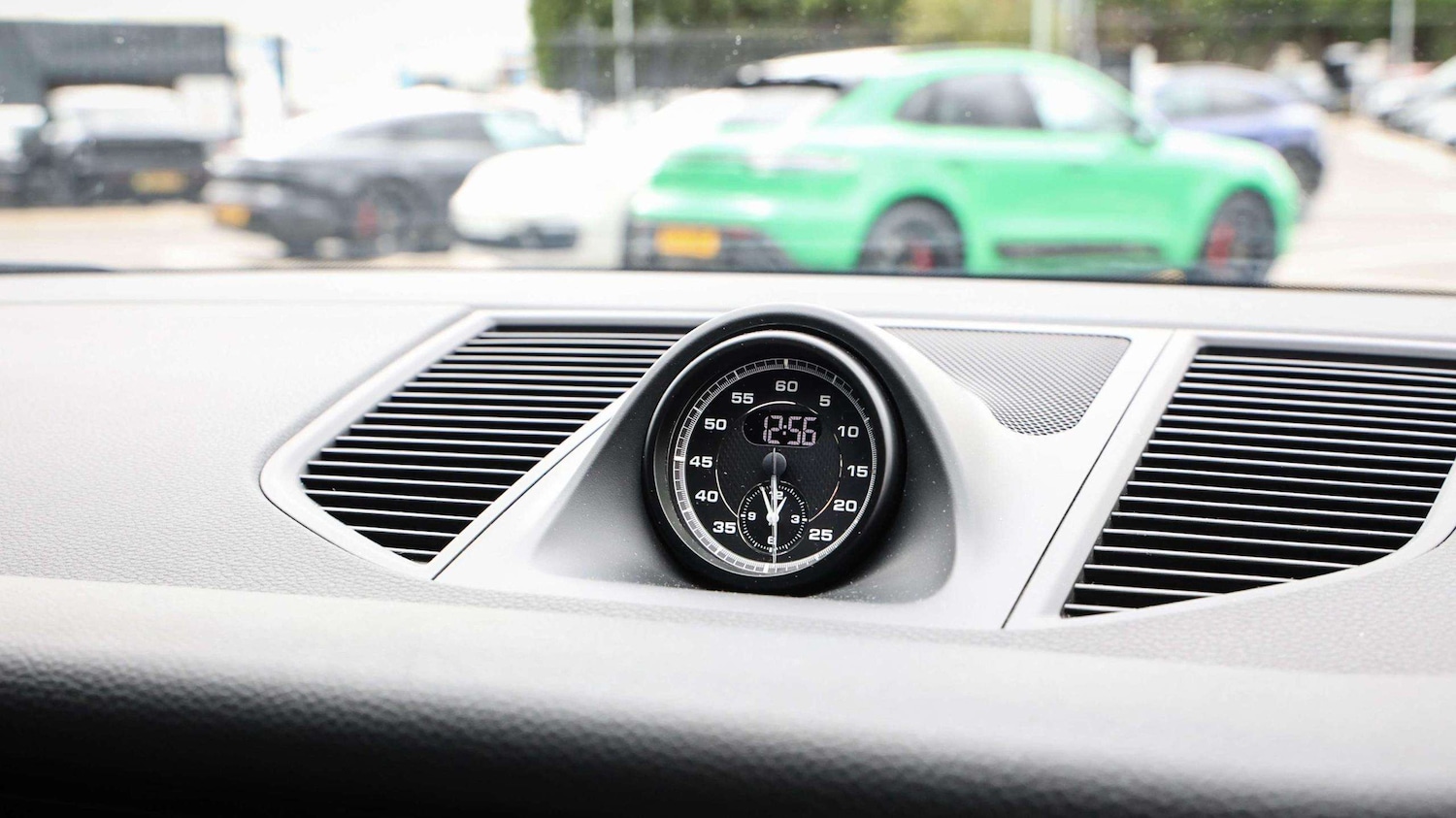 Used Porsche Macan 2021 for sale - 76705071: Photo 20