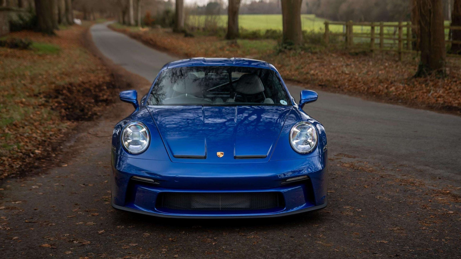 Used Porsche 911 2025 for sale - 77123436: Photo 2