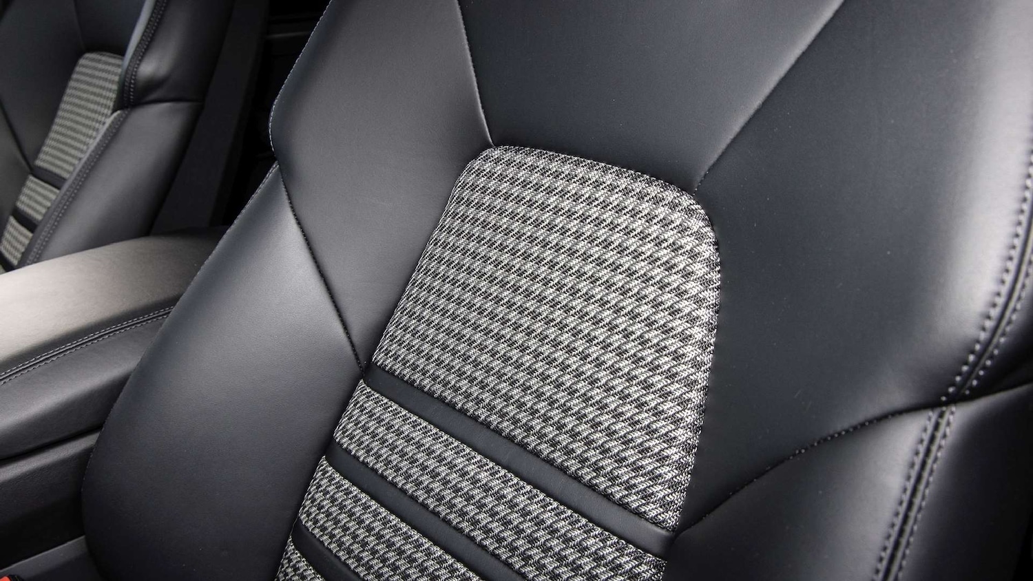 Used Porsche Cayenne 2023 for sale - 76329112: Photo 12