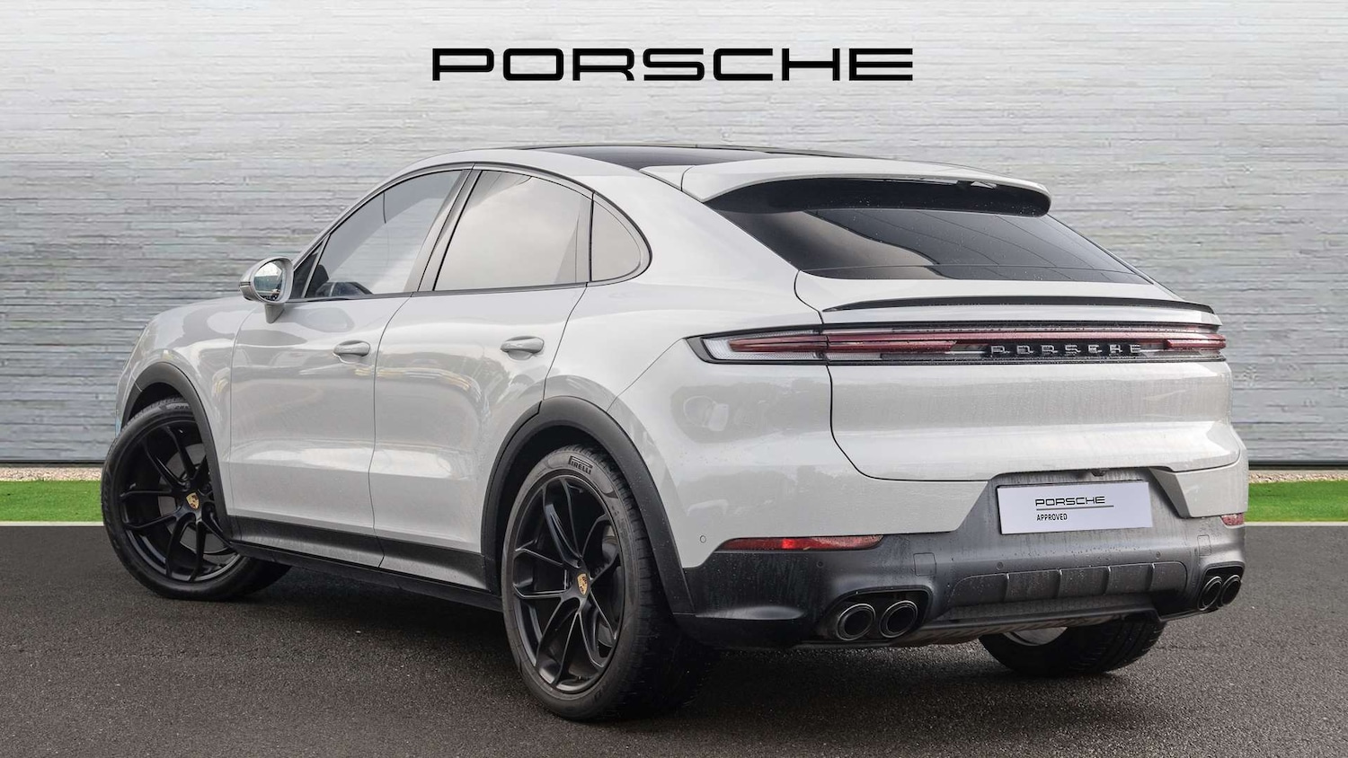 Used Porsche Cayenne 2023 for sale - 76329112: Photo 2