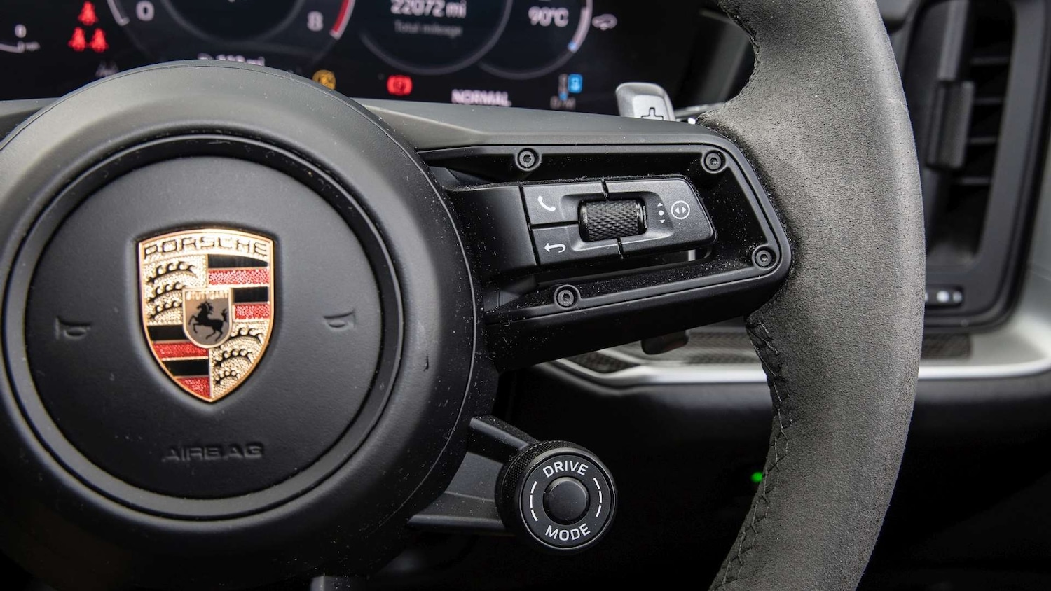 Used Porsche Cayenne 2023 for sale - 76329112: Photo 30