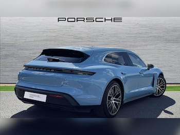 Used Porsche Taycan 2023 for sale - 79672301: Photo