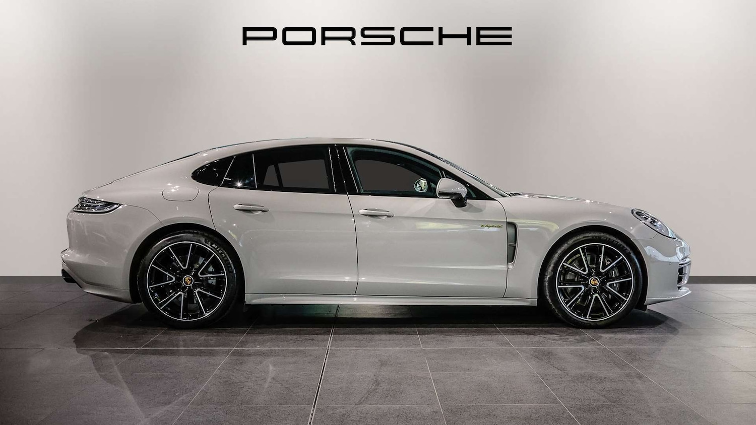 Used Porsche Panamera 2022 for sale - 77000261: Photo 7