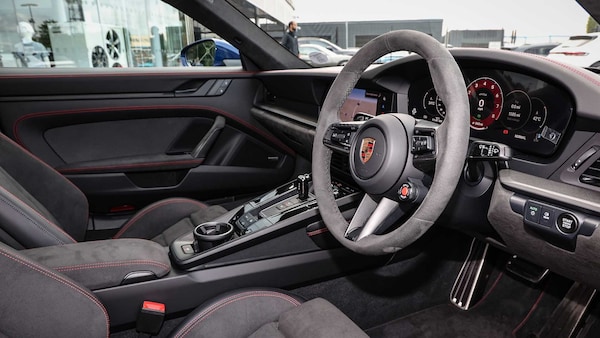 Used Porsche 911 2024 for sale - 75626089: Photo 11