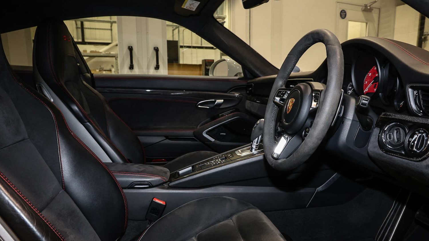 Used Porsche 911 2018 for sale - 77123440: Photo 13