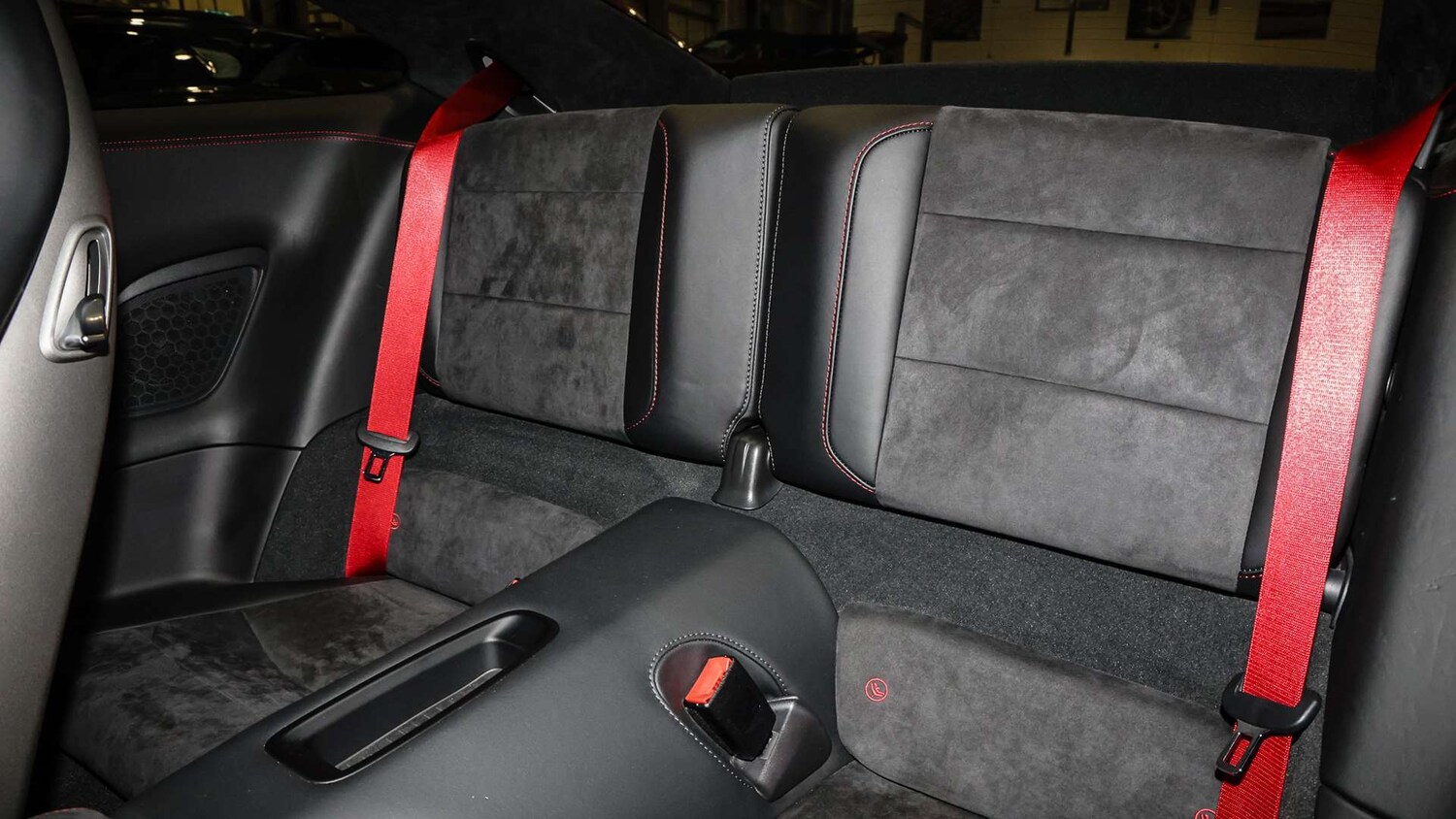 Used Porsche 911 2018 for sale - 77123440: Photo 14