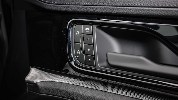 Used Porsche Panamera 2025 for sale - 76298470: Photo 24