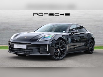 Used Porsche Panamera 2025 for sale - 76298470: Photo 2