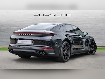 Used Porsche Panamera 2025 for sale - 76298470: Photo 3
