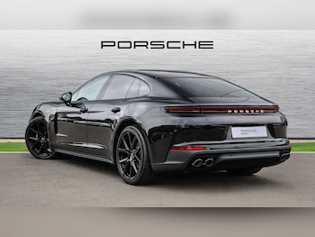 Used Porsche Panamera 2025 for sale - 76298470: Photo 4