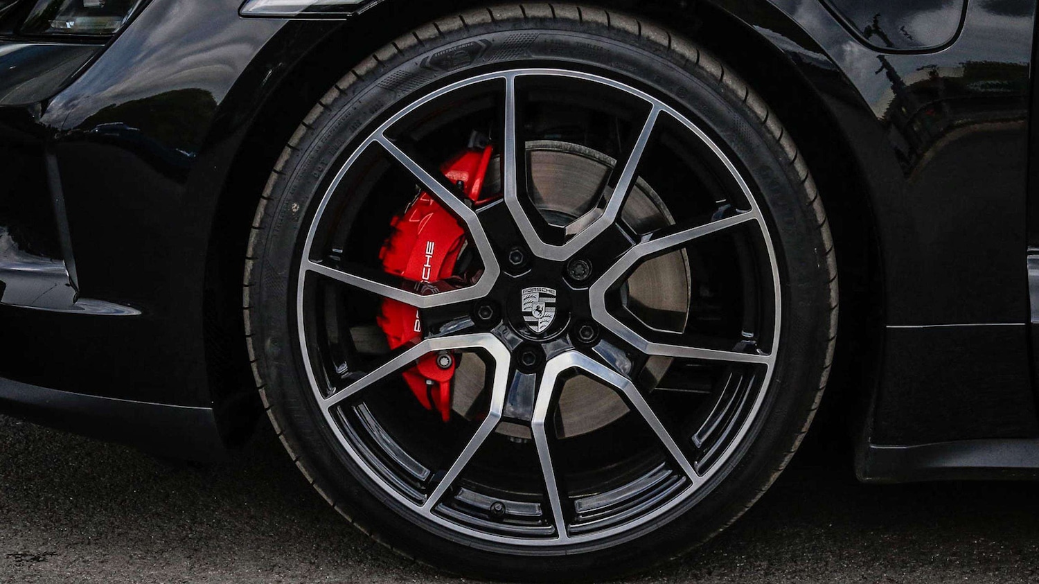 Used Porsche Taycan 2023 for sale - 76955318: Photo 6