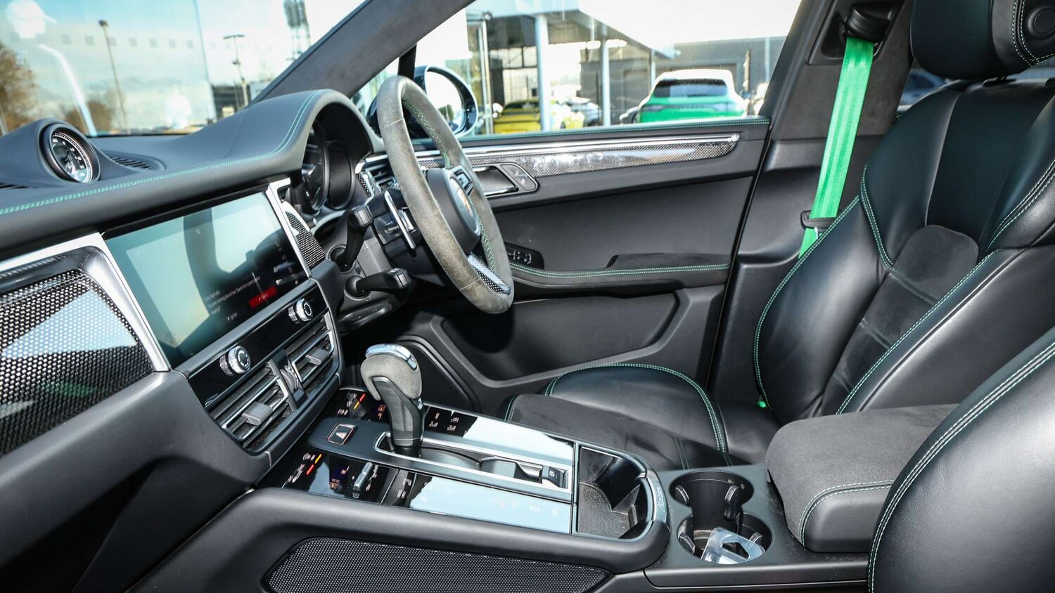 Used Porsche Macan for sale - 76746156: Photo 11