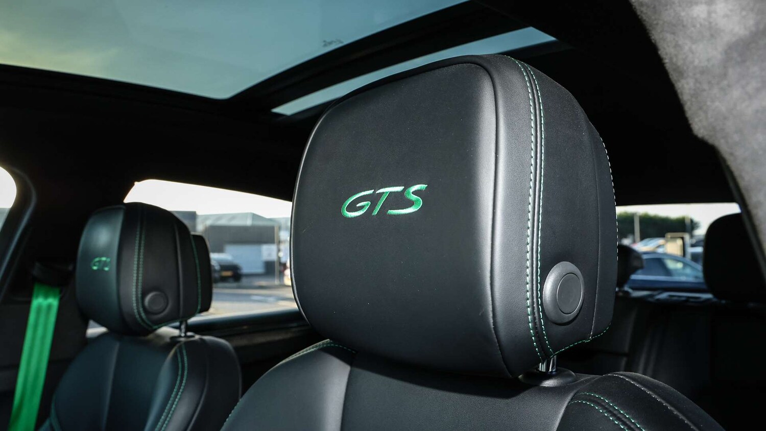 Used Porsche Macan for sale - 76746156: Photo 16