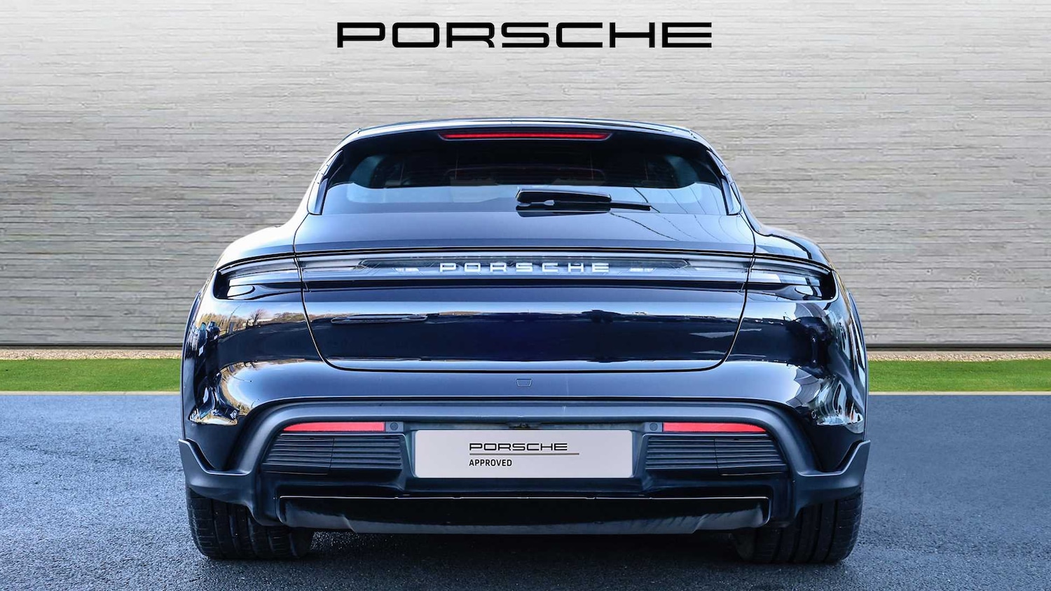 Used Porsche Taycan 2024 for sale - 76401400: Photo 10