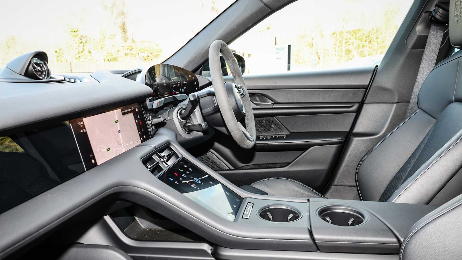 Used Porsche Taycan 2024 for sale - 76401400: Photo 11