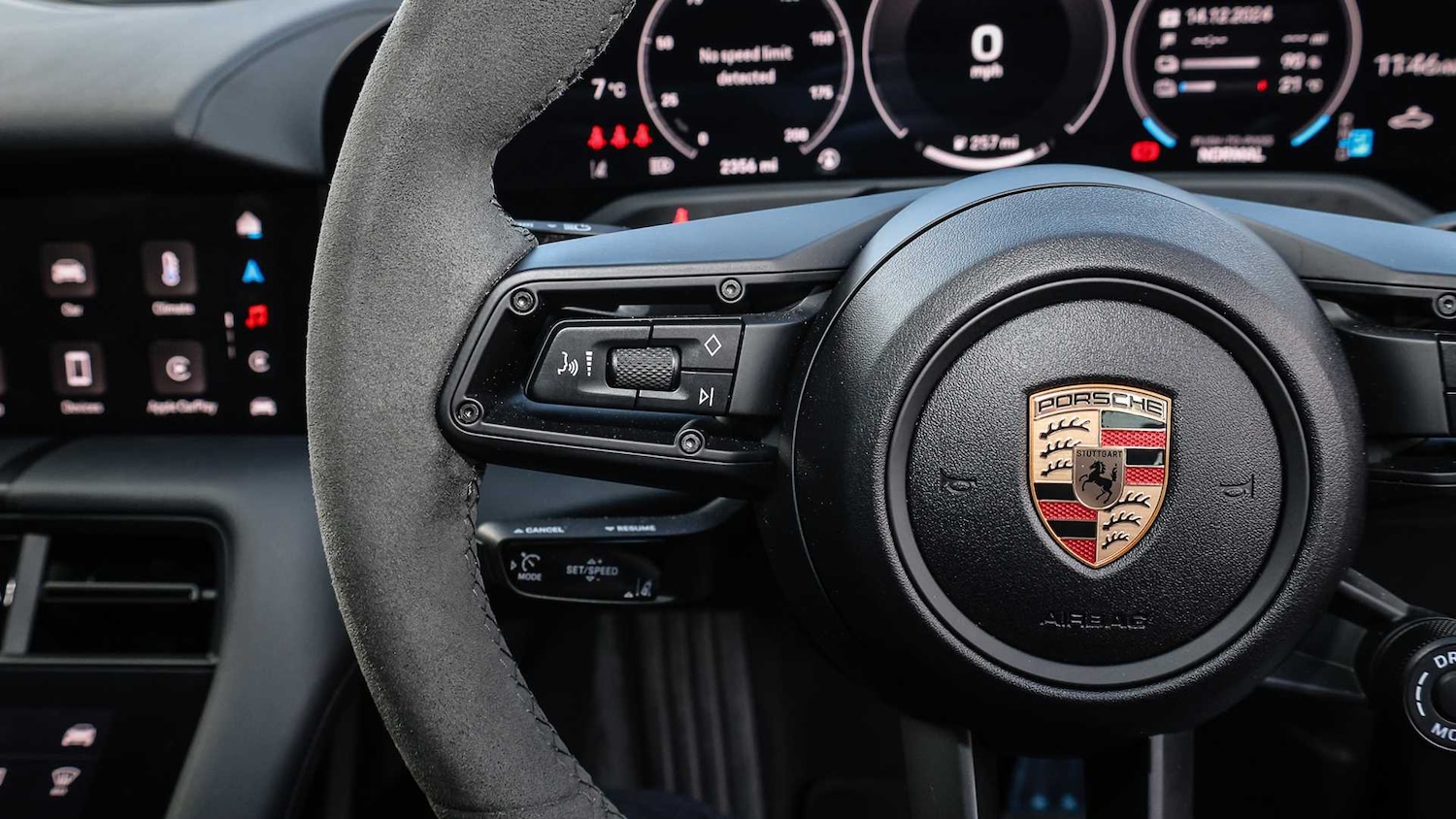 Used Porsche Taycan 2024 for sale - 76401400: Photo 22