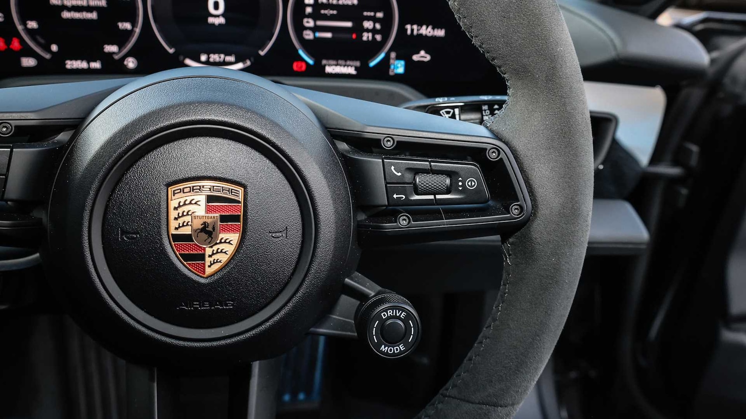 Used Porsche Taycan 2024 for sale - 76401400: Photo 23
