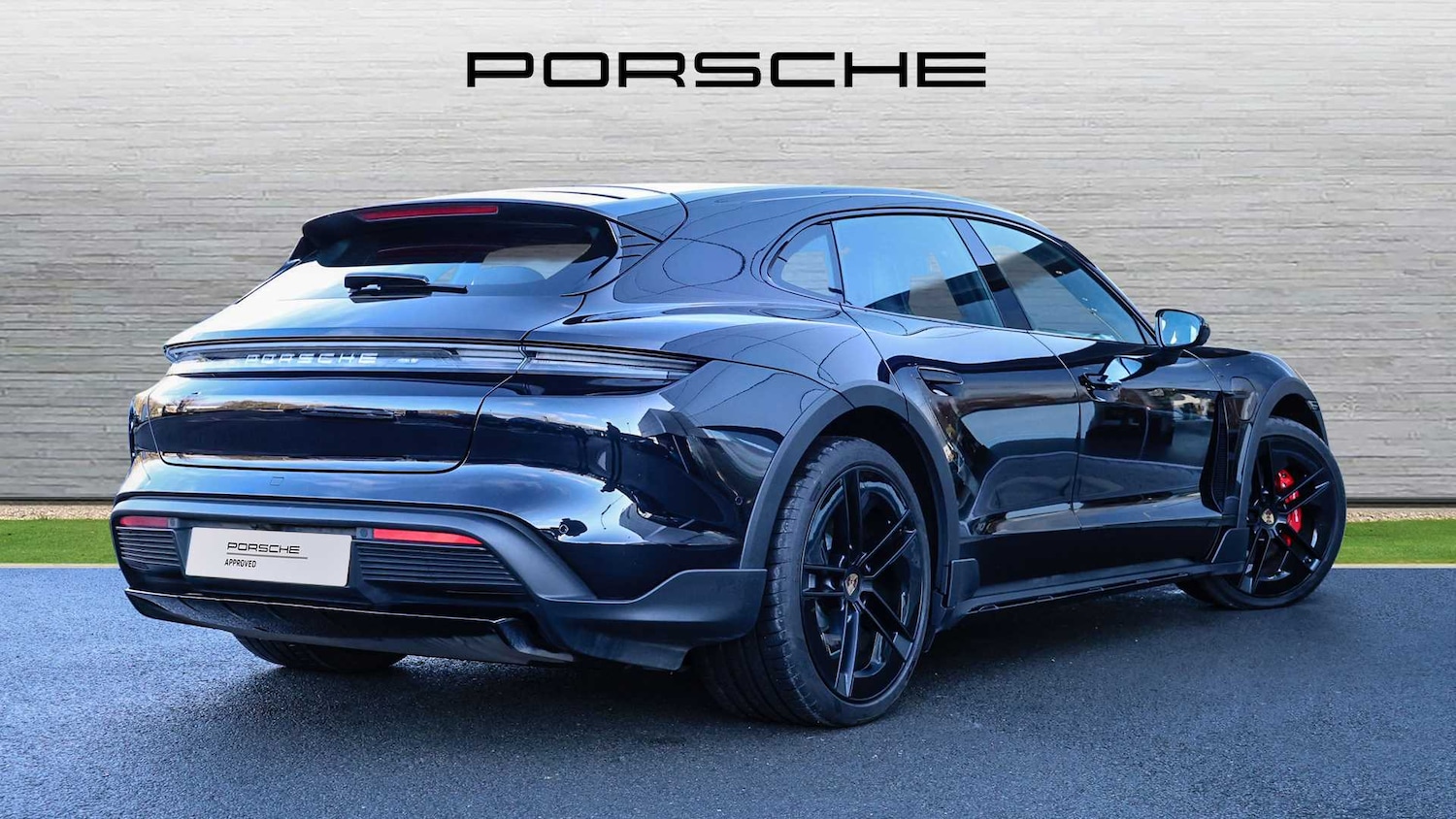 Used Porsche Taycan 2024 for sale - 76401400: Photo 3