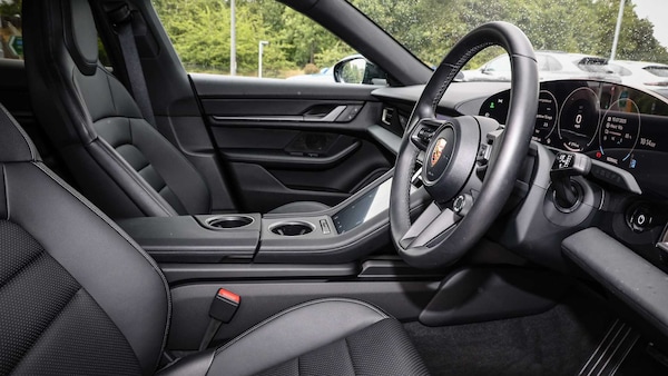 Used Porsche Taycan 2025 for sale - 75260016: Photo 12