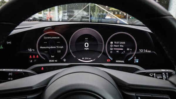 Used Porsche Taycan 2025 for sale - 75260016: Photo 23