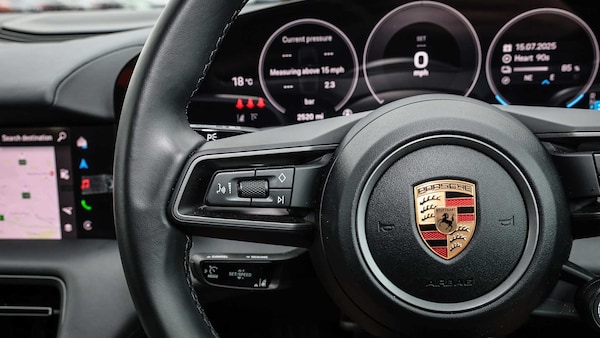 Used Porsche Taycan 2025 for sale - 75260016: Photo 24
