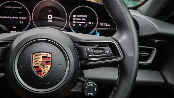 Used Porsche Taycan 2025 for sale - 75260016: Photo 25