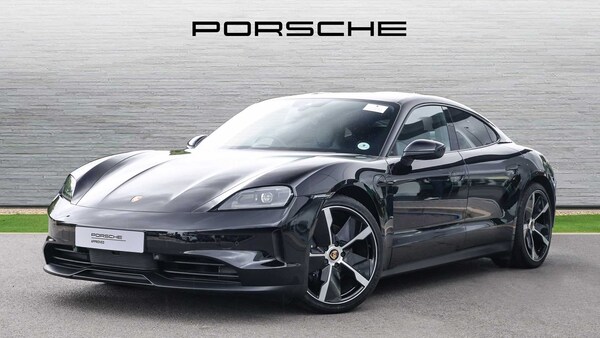 Used Porsche Taycan 2025 for sale - 75260016: Photo 2