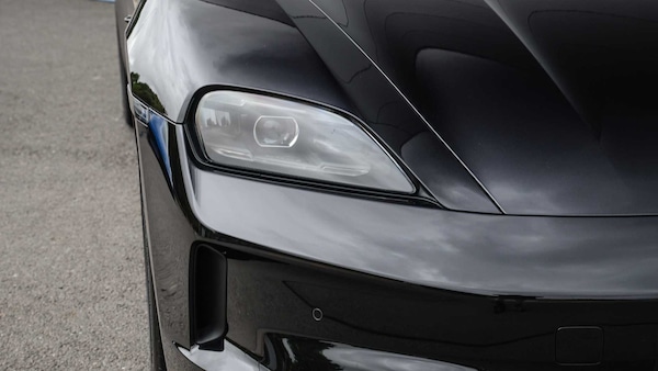 Used Porsche Taycan 2025 for sale - 75260016: Photo 30