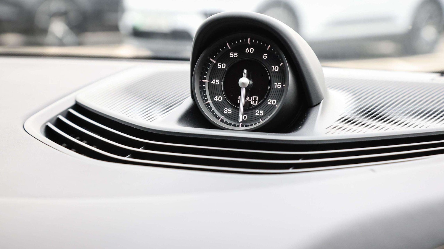 Used Porsche Taycan 2023 for sale - 76718156: Photo 15