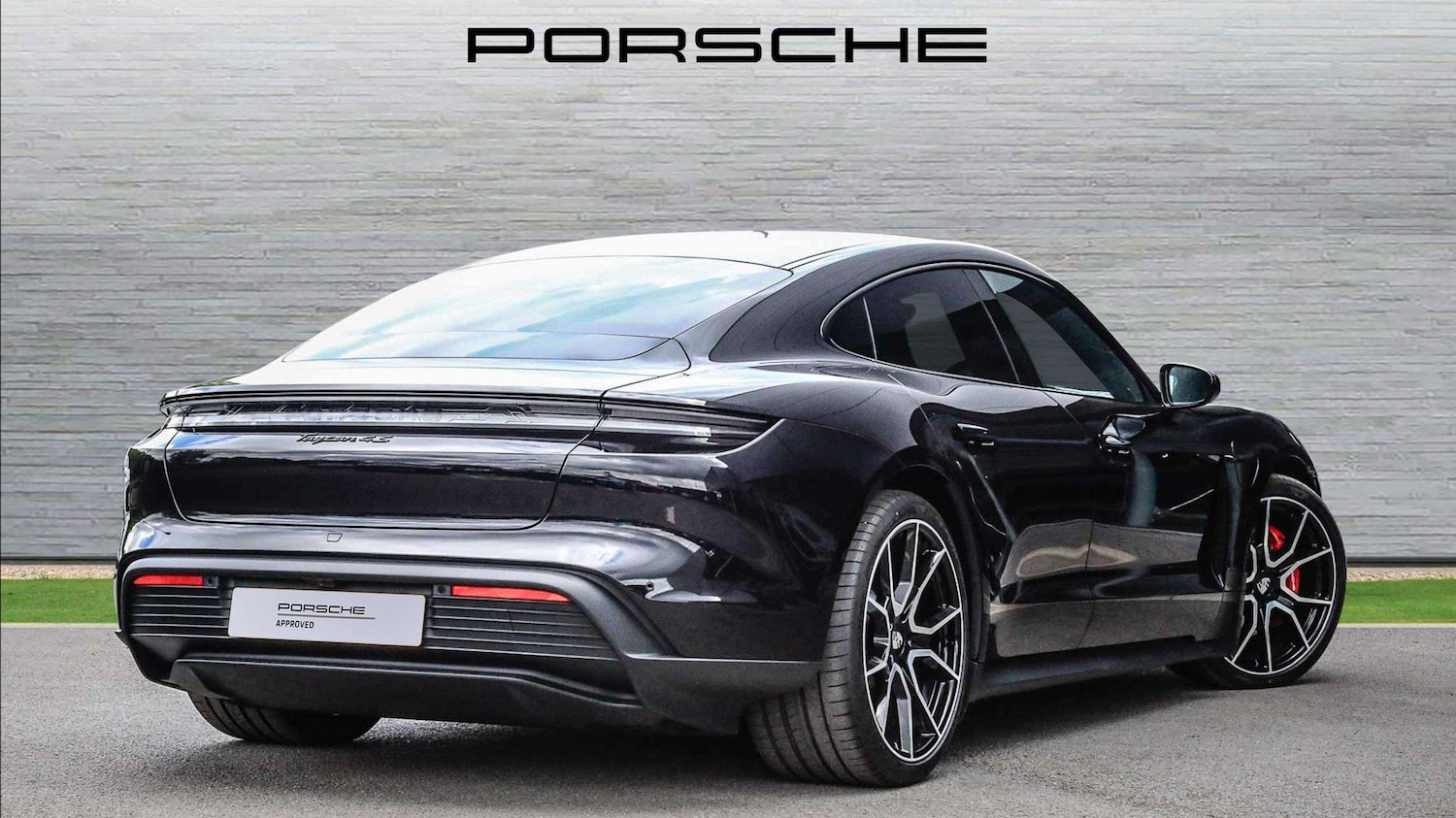 Used Porsche Taycan 2023 for sale - 76718156: Photo 3