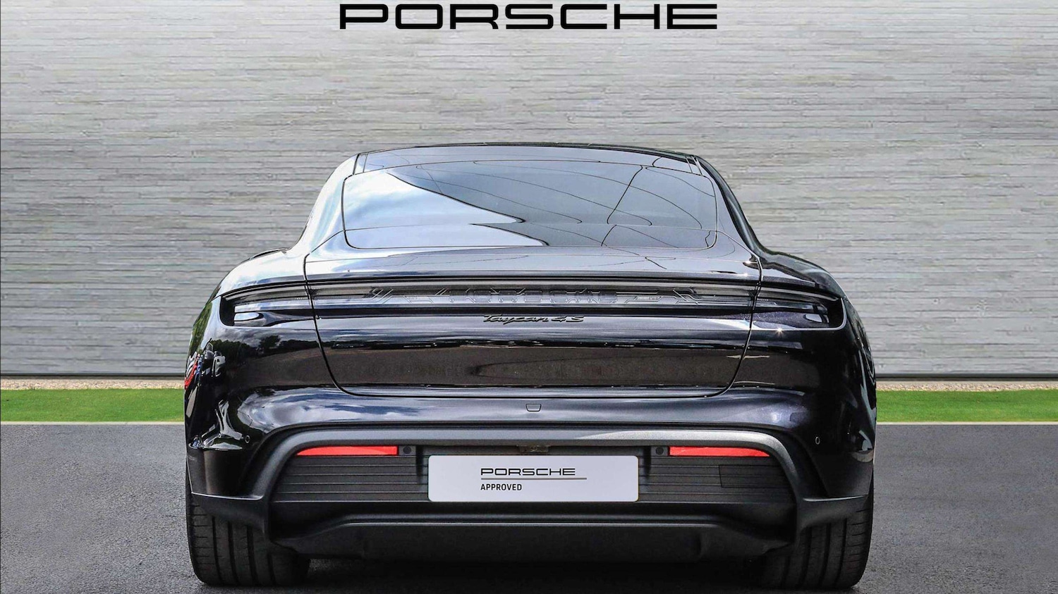 Used Porsche Taycan 2023 for sale - 76718156: Photo 7