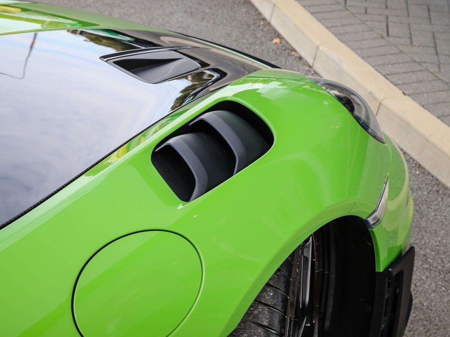 Used Porsche Other 2024 for sale - 76113390: Photo 18