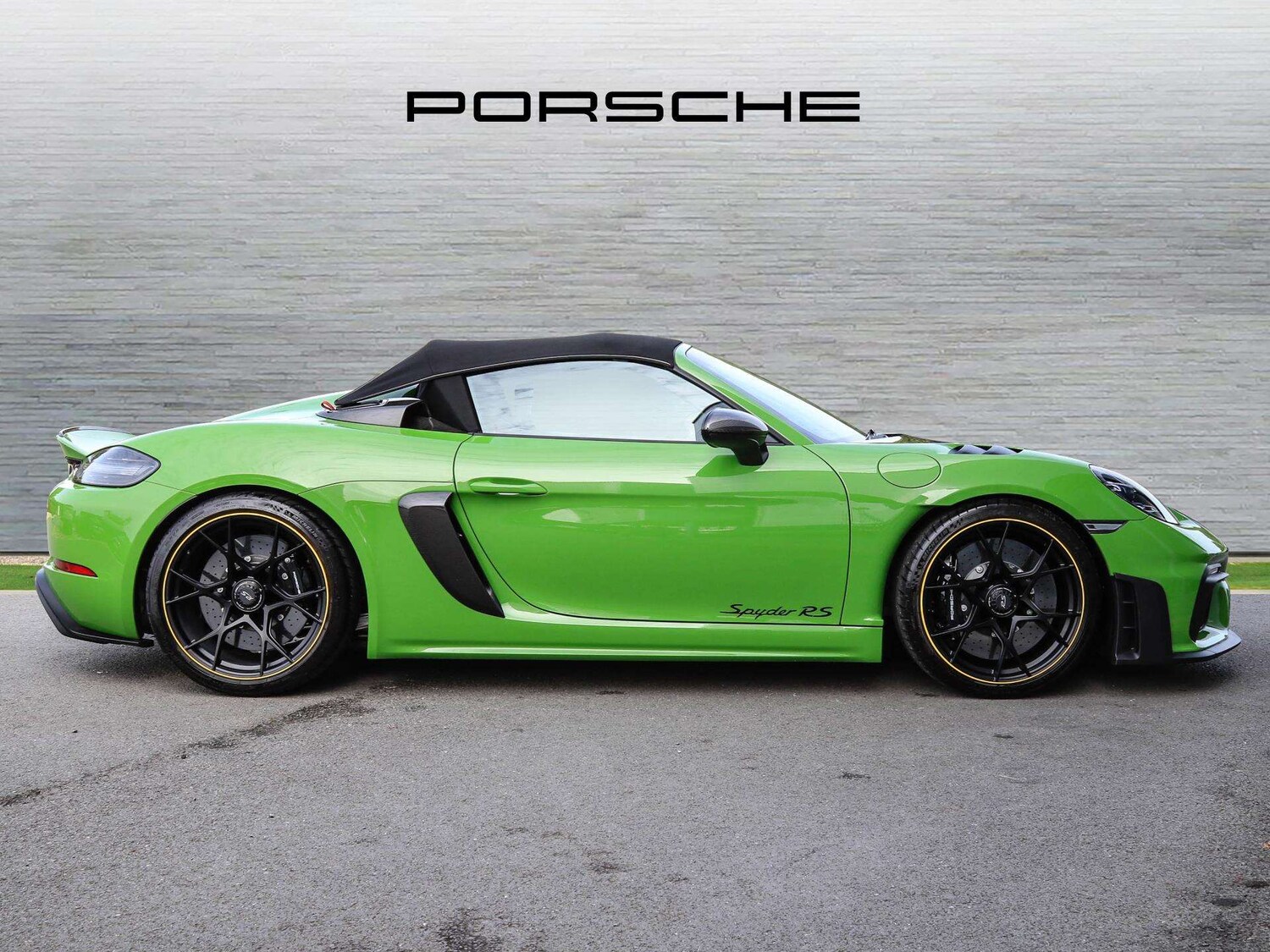 Used Porsche Other 2024 for sale - 76113390: Photo 7