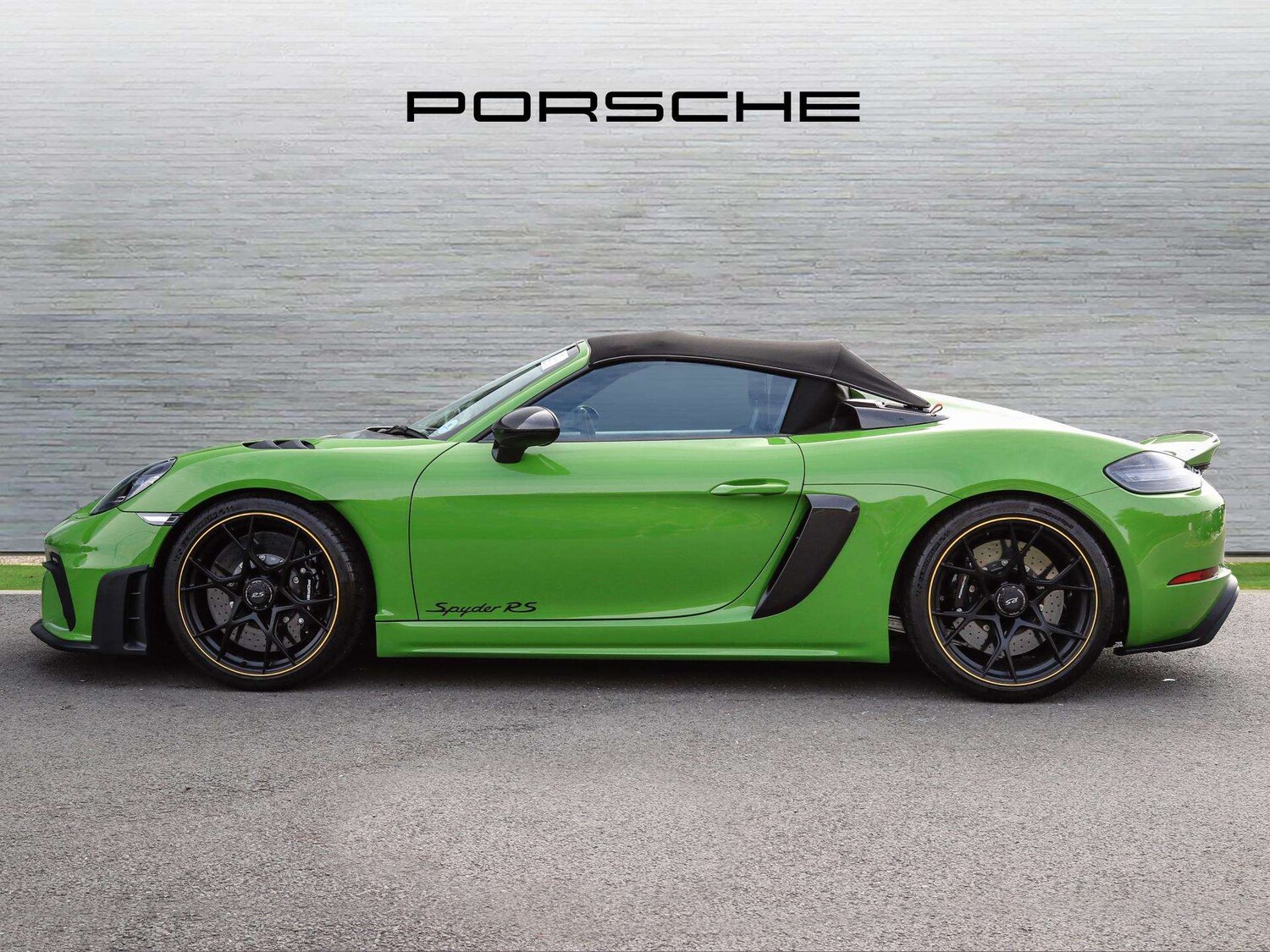 Used Porsche Other 2024 for sale - 76113390: Photo 8