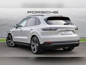 Used Porsche Cayenne 2022 for sale - 76113441: Photo 4