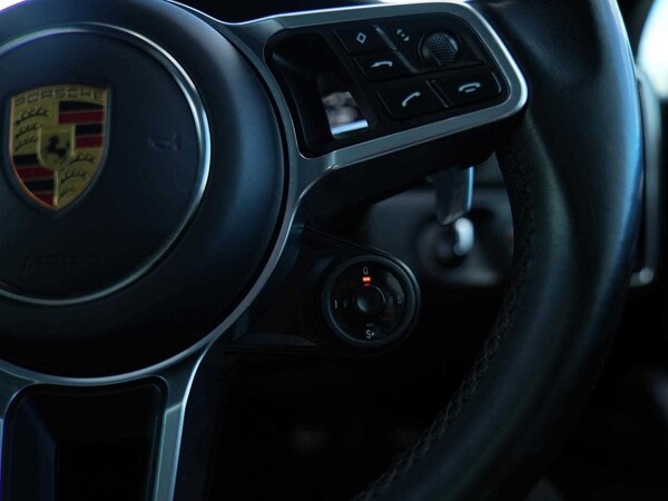 Used Porsche Cayenne 2021 for sale - 75435005: Photo 21