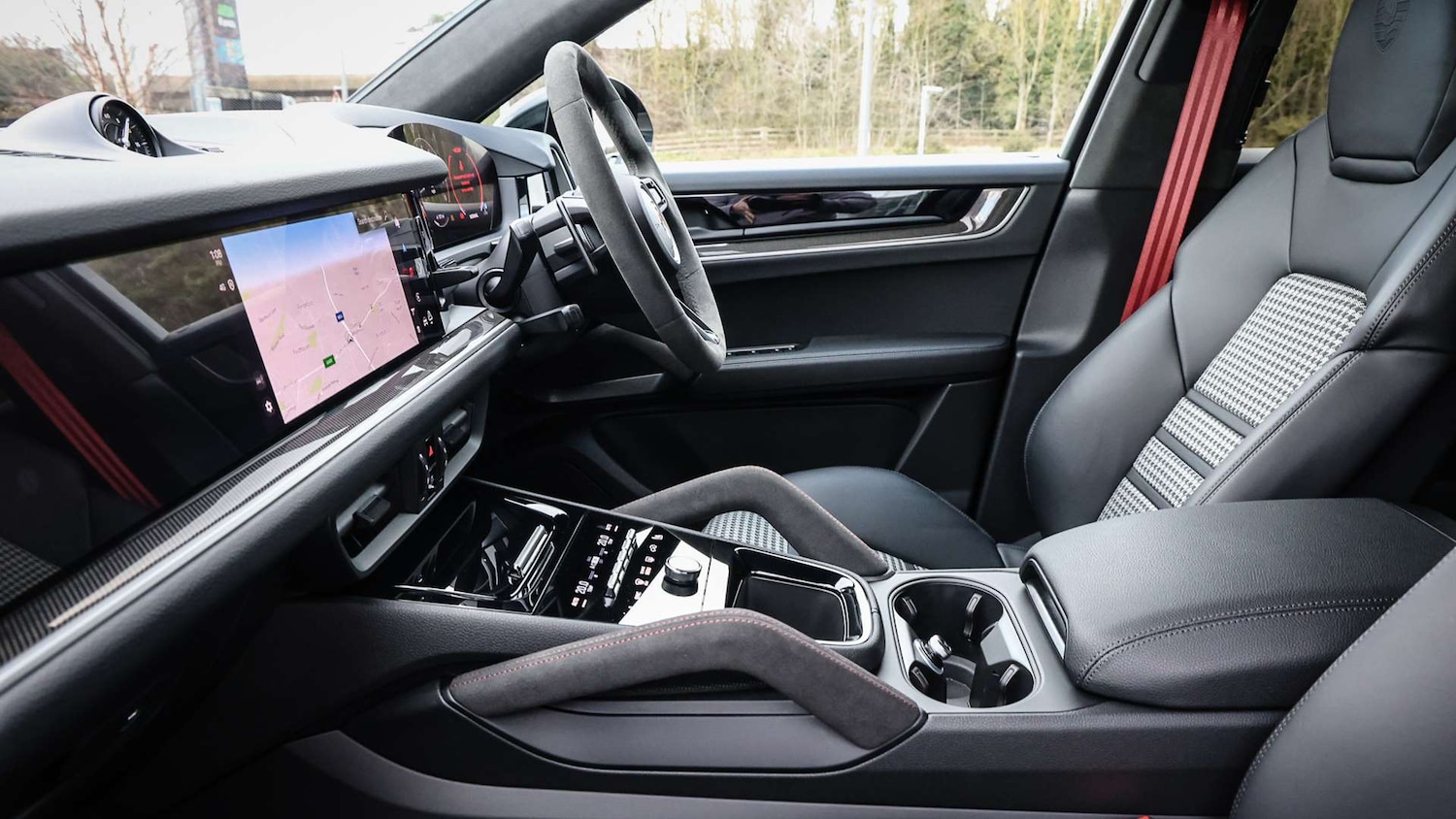 Used Porsche Cayenne 2025 for sale - 77147296: Photo 11