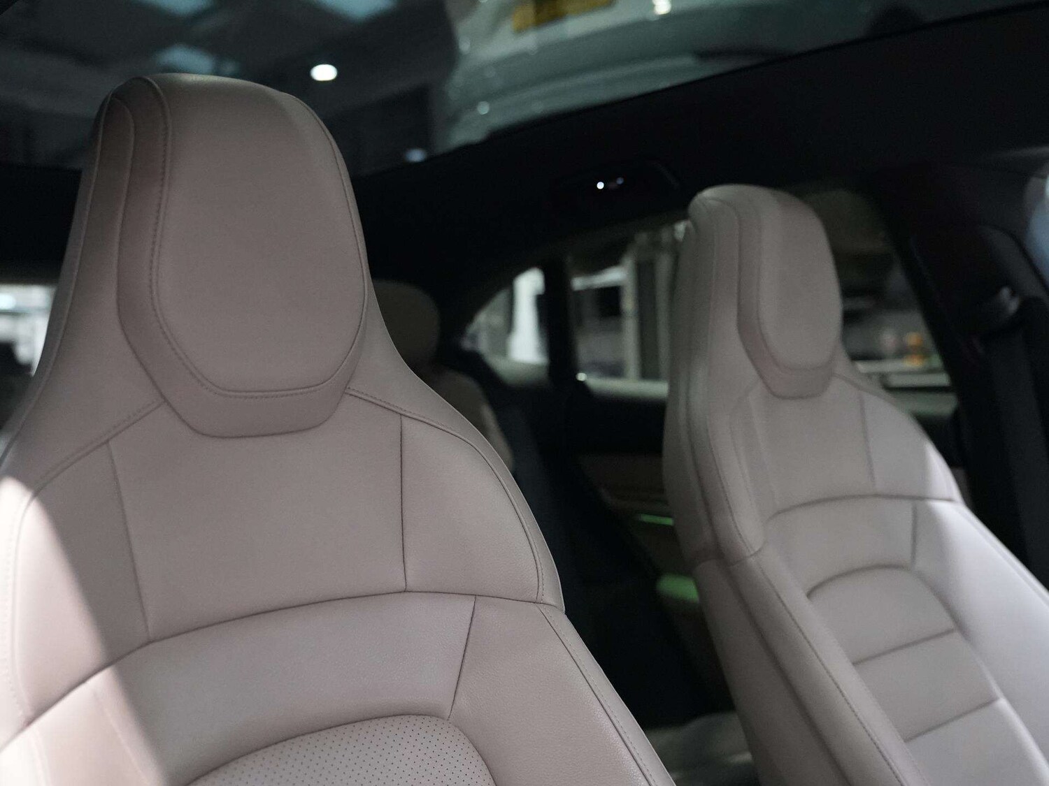 Used Porsche Taycan for sale - 77429198: Photo 17