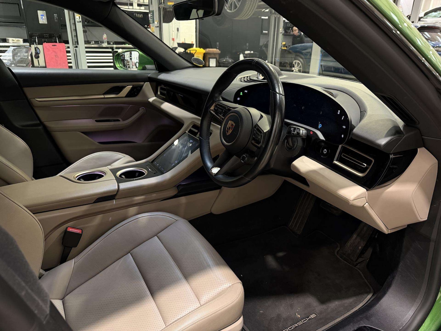 Used Porsche Taycan for sale - 77429198: Photo 5