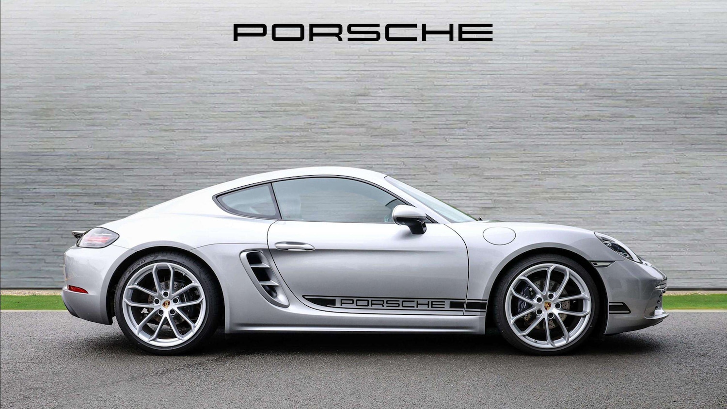 Used Porsche Cayman 2024 for sale - 77051456: Photo 3