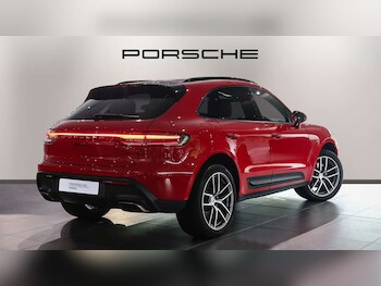 Used Porsche Macan 2023 for sale - 77000244: Photo