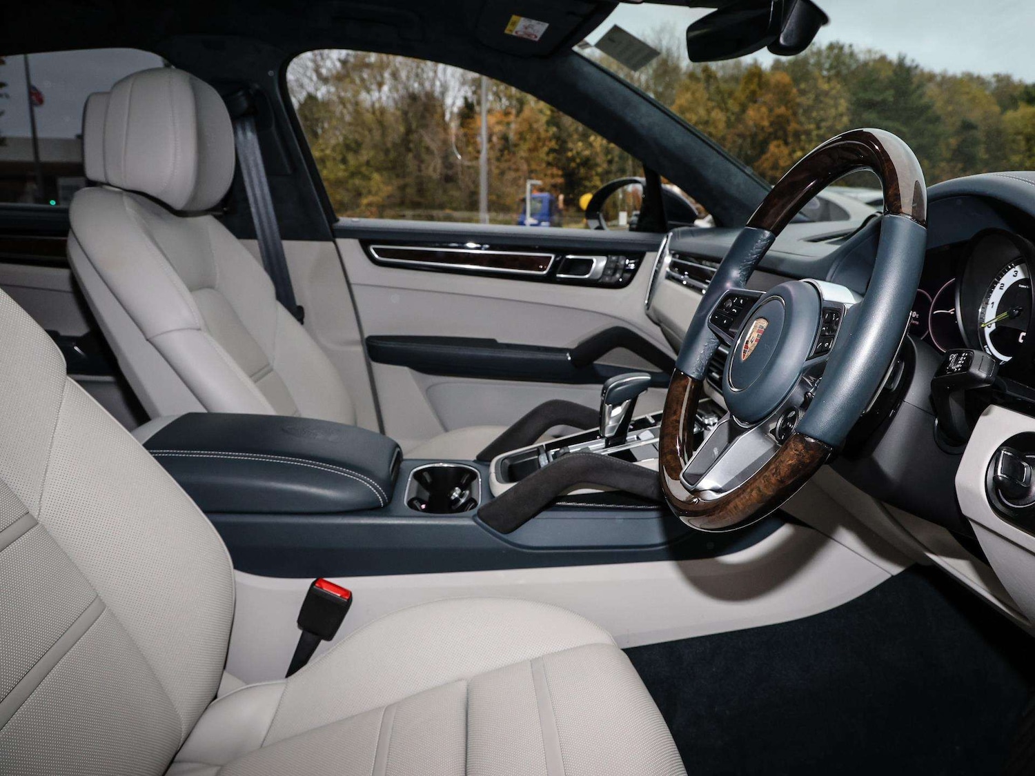 Used Porsche Cayenne 2023 for sale - 76475967: Photo 13