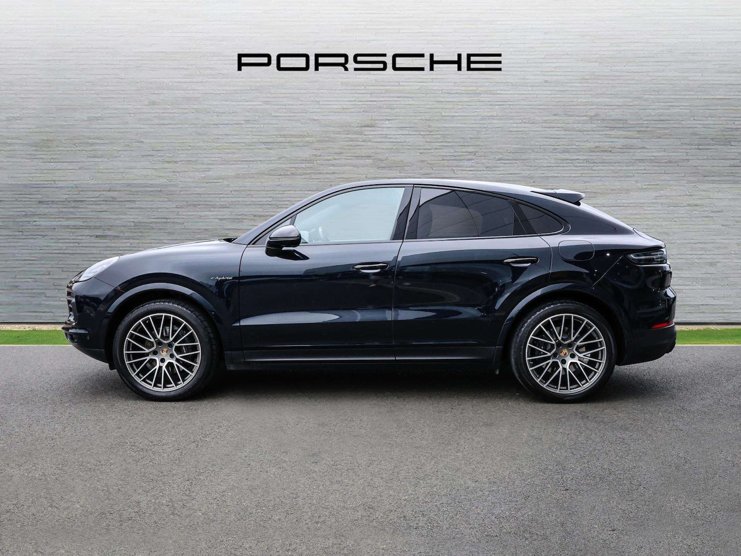 Used Porsche Cayenne 2023 for sale - 76475967: Photo 8