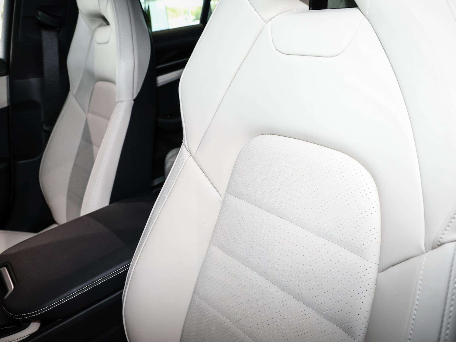 Used Porsche Panamera 2025 for sale - 76746061: Photo 11