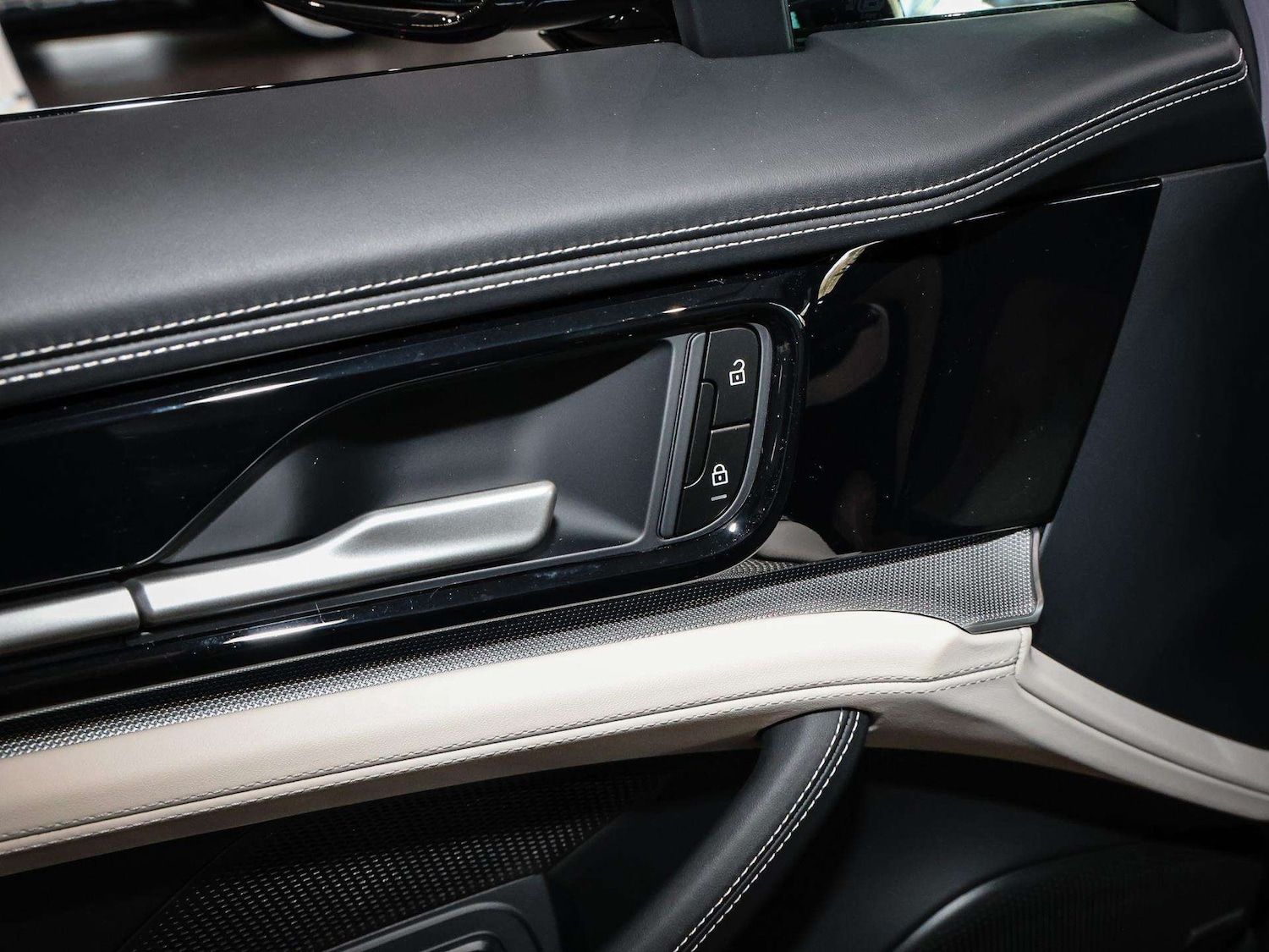 Used Porsche Panamera 2025 for sale - 76746061: Photo 24